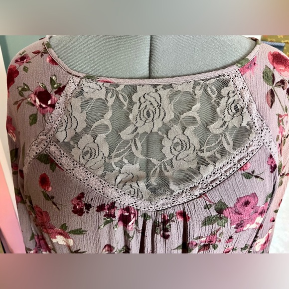 Warehouse One Floral Blouse - Picture 6 of 6